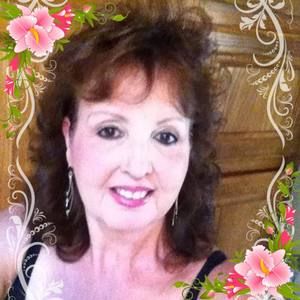 Meet your Posher, Adrianne